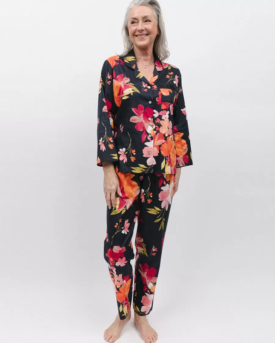 Best Winnie Lace Detail Black Floral Print Pyjama Set Women Pyjama Sets
